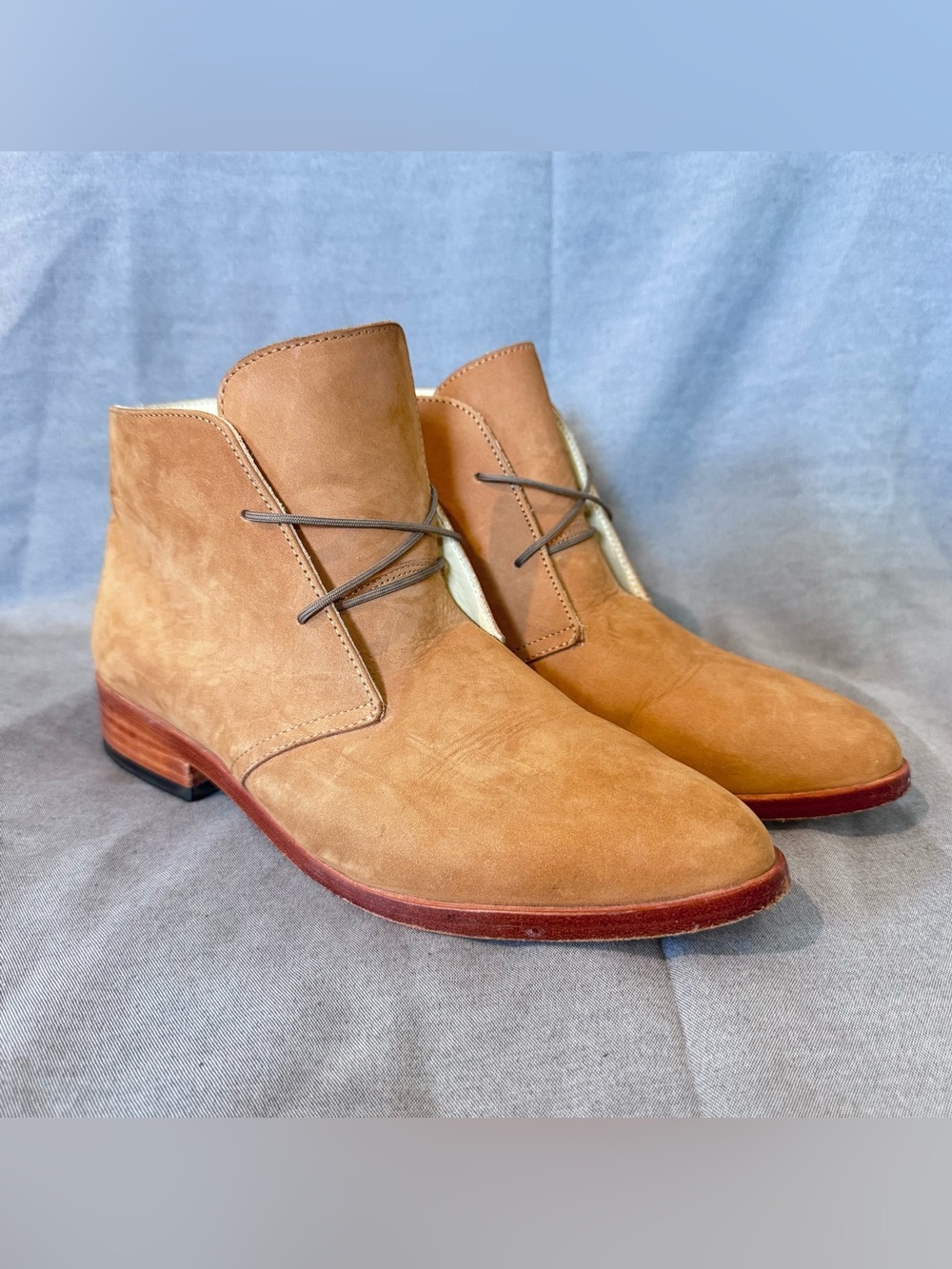 Nisolo Isa Brown Suede Lace Up Chukka Boots Sz 8 Minimalist Nubuck Leather NWOB